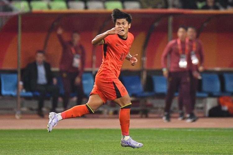 jiuyou官网-蒯纪闻:对阵澳大利亚要先做好防守,再去想一些进攻的套路